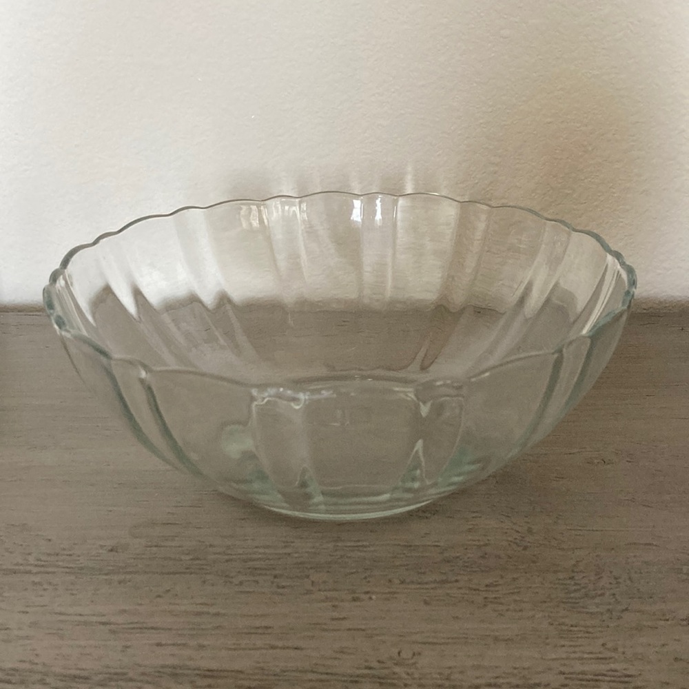 Vintage arcroc Swirled Serving Bowl